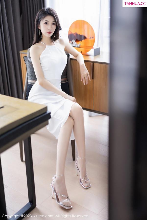 林乐一  [XiuRen]高清写真图 2023.05.29 No.6817 林乐一 丝袜美腿第11张图片